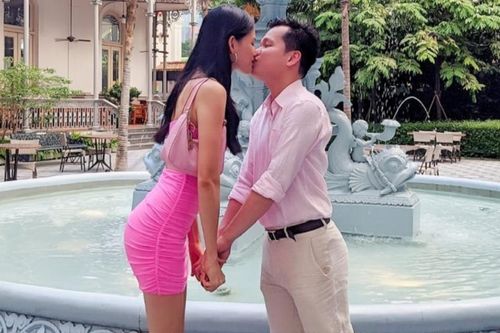 Người mẫu đình đám Việt chốt ngày tổ chức lễ cưới sau khi được cầu hôn ở Pháp