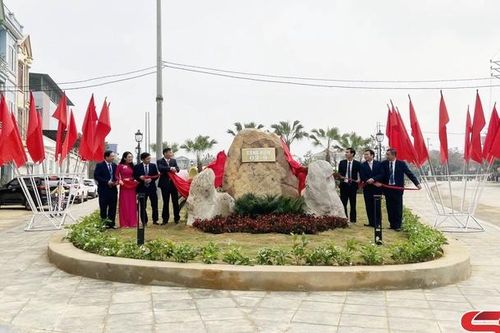 Phù Yên mở cửa Công viên 2/9