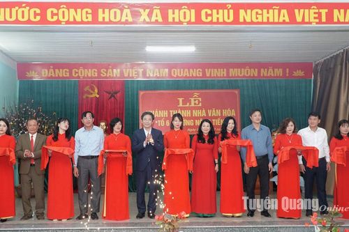 Khánh thành Nhà văn hóa tổ 6, phường Nông Tiến