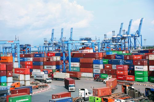 Mục tiêu tăng trưởng ngành logistics có quá cao?
