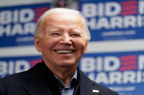 Tổng thống Biden chiến thắng cuộc bầu cử sơ bộ đầu tiên