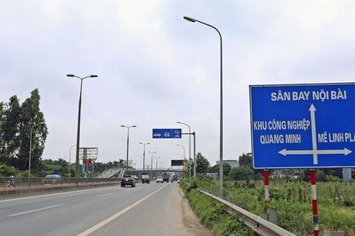 Tổ chức giao thông đường Võ Văn Kiệt lắp cầu đi bộ
