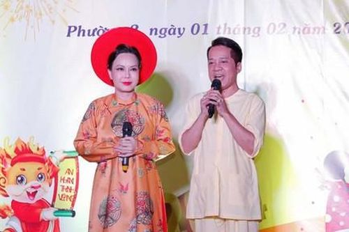 Việt Hương tổ chức chương trình nghệ thuật miễn phí cho cộng đồng dịp Tết