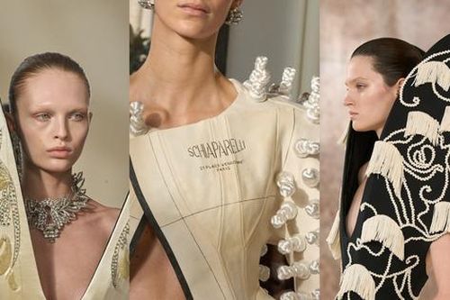 Schiaparelli gây sốc với thiết kế đầm dạ hội được tạo thành từ các bo mạch chủ