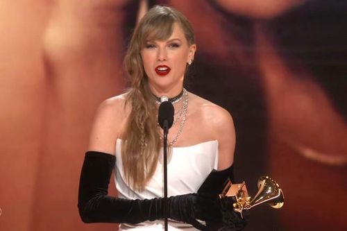 Taylor Swift công bố album mới tại Grammys: 'Tất cả đều công bằng trong tình yêu và thơ ca'