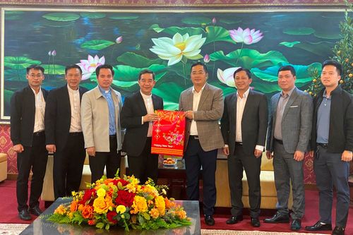 Tòa Giám mục Giáo phận Hưng Hóa chúc Tết Công an Thủ đô