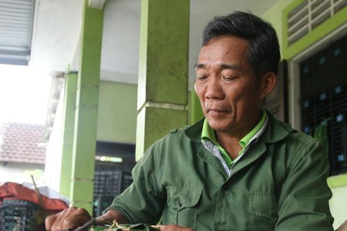 Người dân Đại An Khê với nghề làm bánh tét