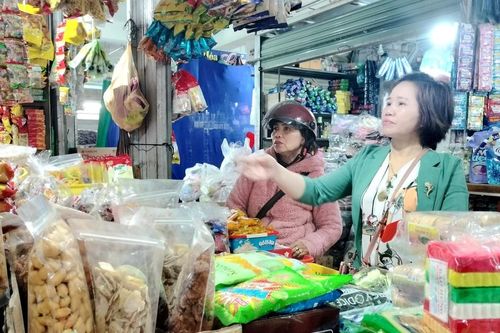 Quảng Nam: Chợ truyền thống giảm lượng khách đến mua hàng