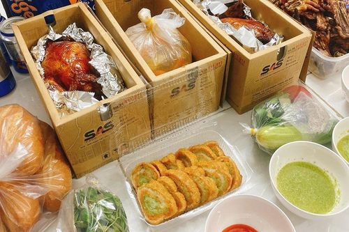 Cách nhiều người làm cỗ Tết: Đặt nguyên mâm