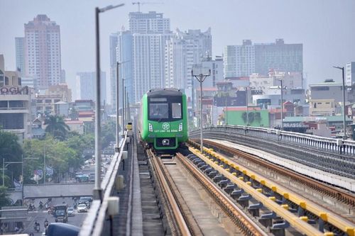 Tàu điện Cát Linh - Hà Đông phục vụ xuyên Tết Nguyên đán