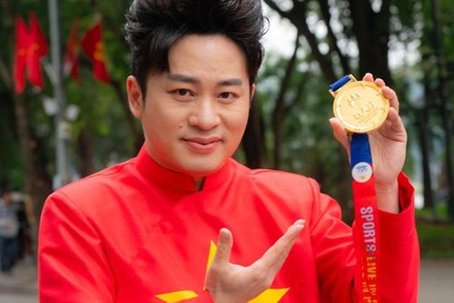 Ca sĩ Tùng Dương: 'Tôi hát ngợi ca sự vươn lên của con người'