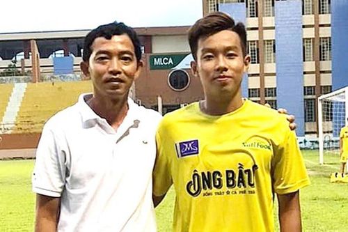 Cựu tuyển thủ Việt Nam nói lời gan ruột về việc con trai bị khởi tố tội đánh bạc