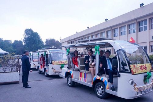 Kết nối Hoàng thành Thăng Long và phố cổ Hà Nội bằng phương tiện xanh