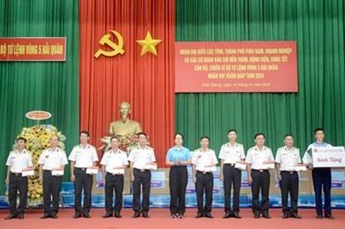 Xuân sớm nơi vùng biển Tây Nam