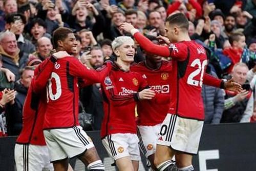 Tin thể thao hôm nay (5-2): MU thắng dễ, Real Madrid đánh rơi điểm