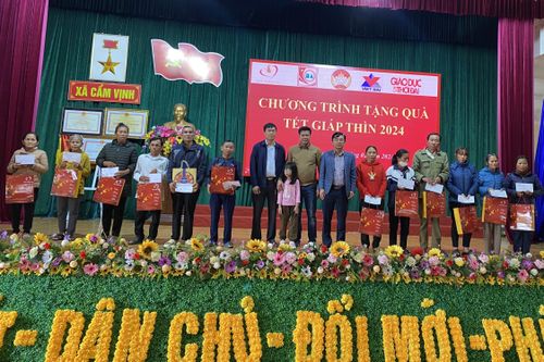 Báo GD&TĐ kết nối Quỹ Thiện Tâm trao 200 suất quà Tết ở Hà Tĩnh