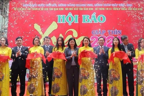 Nam Định: Khai mạc Hội Báo Xuân Giáp Thìn 2024