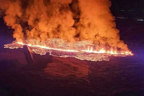 Núi lửa Iceland chuẩn bị phun trào trở lại, Grindavík vẫn trong vùng nguy hiểm