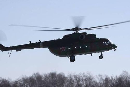 Trực thăng Mi-8 của Nga rơi xuống hồ khi đang huấn luyện