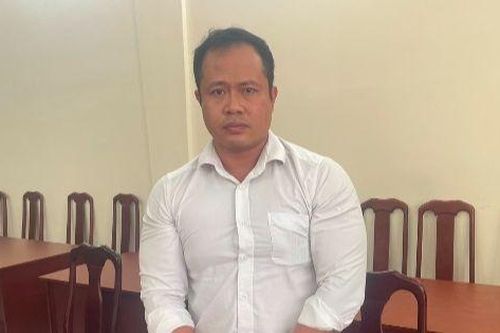 Bắt một cán bộ thanh tra giám sát của Ngân hàng Nhà nước tại TPHCM