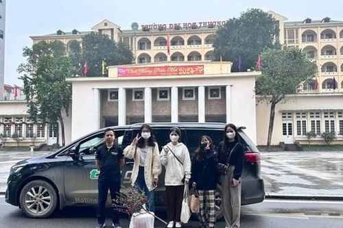 Chuyến xe về Tết - gắn kết yêu thương
