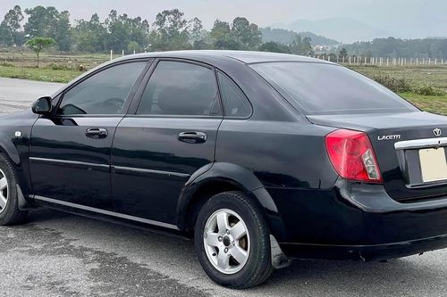 Được bạn thân cho mượn xe 'cỏ' về quê ăn Tết, tôi vẫn phân vân vừa mừng vừa lo