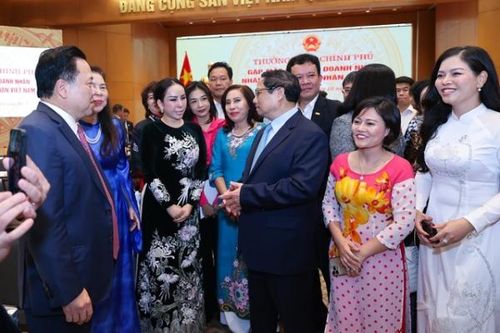 Vun đắp niềm tin để doanh nghiệp 'bứt tốc'