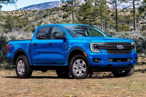 Ford vượt mặt Toyota trên 'sân nhà' trong năm 2023