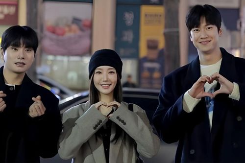 Dàn cast phim Cô Đi Mà Lấy Chồng Tôi đến Việt Nam du lịch, thời gian đã được ấn định