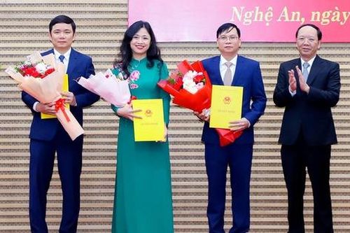 Nghệ An: Nữ Phó Chánh Văn phòng giữ chức Phó Giám đốc Sở Nội vụ