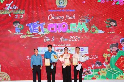 HDBank lan tỏa yêu thương cùng Chương trình 'Tết cho em' lần thứ 3
