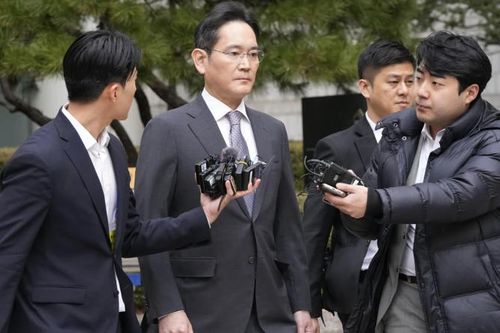 Chủ tịch Samsung Lee Jae-yong được tuyên trắng án về tội tài chính liên quan đến vụ sáp nhập năm 2015