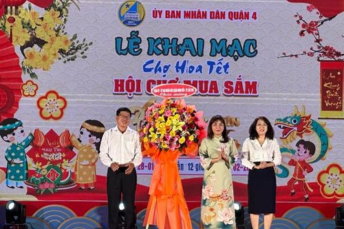 Gần 1.000 nông sản của 30 tỉnh thành quy tụ tại phiên chợ Tết TP.HCM