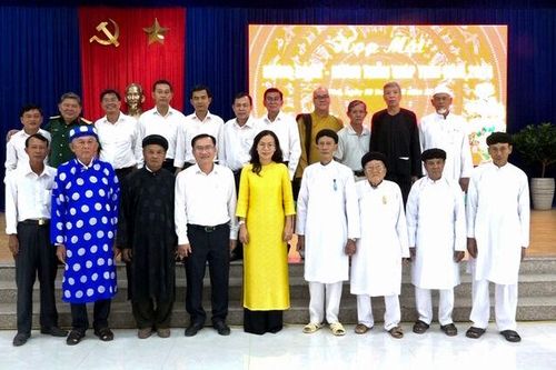 An Phú họp mặt mừng Đảng, mừng Xuân
