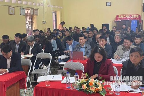 Đối thoại với người dân tại Bình Gia: Hướng về cơ sở, tạo đồng thuận xã hội
