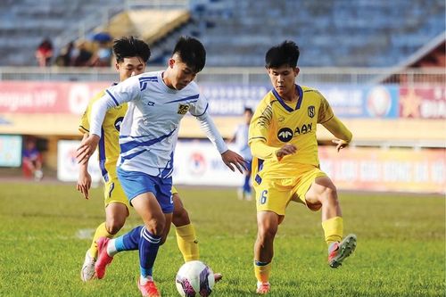 'Bốn chàng ngự lâm' của bóng đá trẻ Huế