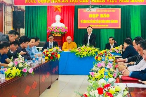 Hà Nội: Họp báo về tổ chức Lễ hội chùa Hương xuân Giáp Thìn - 2024