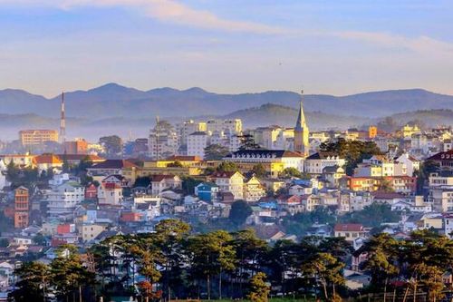 Đà Lạt thí điểm sử dụng xe điện vận chuyển du khách thăm quan