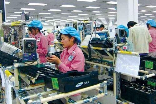 Việt Nam tiếp tục vượt qua Nhật Bản, là đối tác thương mại lớn thứ 3 của Hàn Quốc