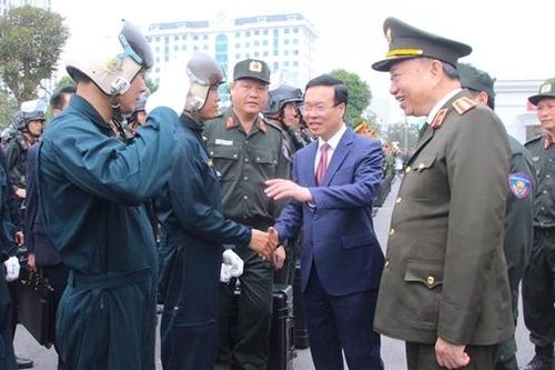 Cảnh sát cơ động đoàn kết, kỷ cương, chiến đấu ngoan cường, dũng cảm
