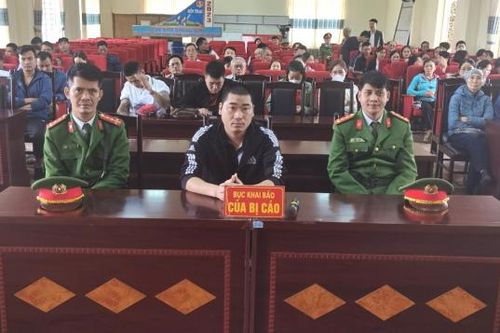 Bị xử phạt 45 tháng tù vì tàng trữ pháo nổ