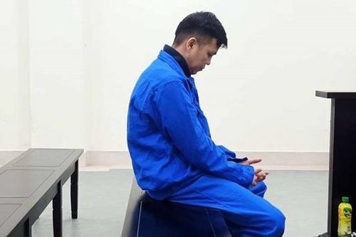 Lừa 2,2 tỷ để tiêu xài và cho bạn gái vay