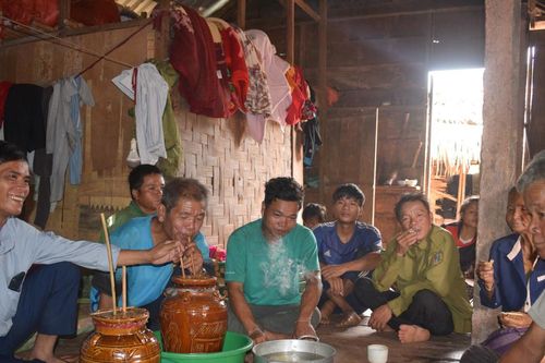 Đồng bào Bru - Vân Kiều đón Tết cổ truyền