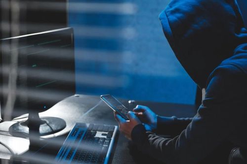 Deepfake giả dạng sếp đòi chuyển tiền, nhân viên bị lừa 25 triệu USD