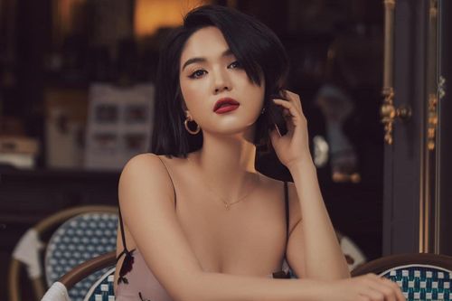 Ngọc Trinh xin lỗi