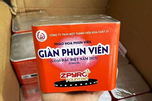 Dân buôn xả hàng, nhiều loại pháo hoa Z121 rẻ hơn giá niêm yết