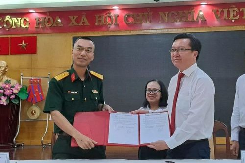 Sở GD-ĐT TPHCM ký kết thỏa thuận hợp tác chuyển đổi số với Viettel
