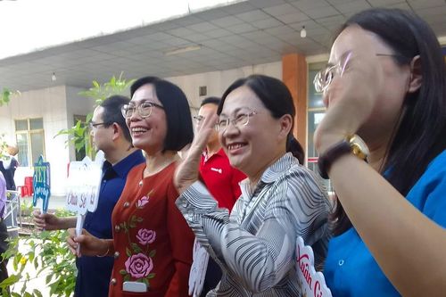 'Chuyến tàu Công Đoàn - Xuân 2024' tiễn công nhân về quê đón tết