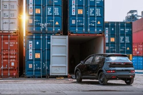 VinFast VF5 và VF e34 của Việt Nam bất ngờ xuất hiện tại Indonesia