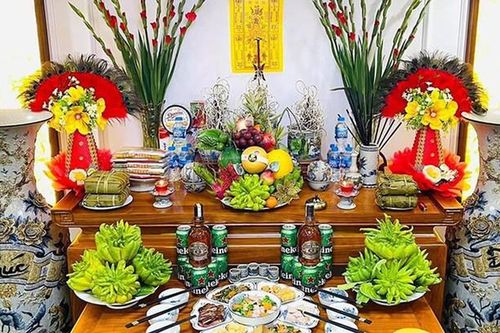6 loại hoa mang ý nghĩa tài lộc, may mắn nên cắm trên ban thờ Tết Nhâm Thìn 2024